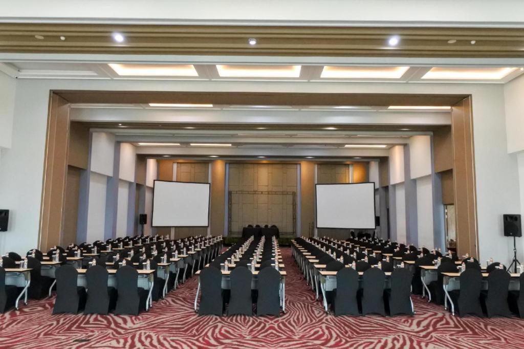 Fox Lite Hotel Metro Indah - Μπαντούνγκ Εξωτερικό φωτογραφία