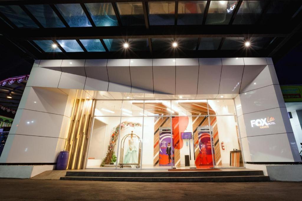 Fox Lite Hotel Metro Indah - Μπαντούνγκ Εξωτερικό φωτογραφία