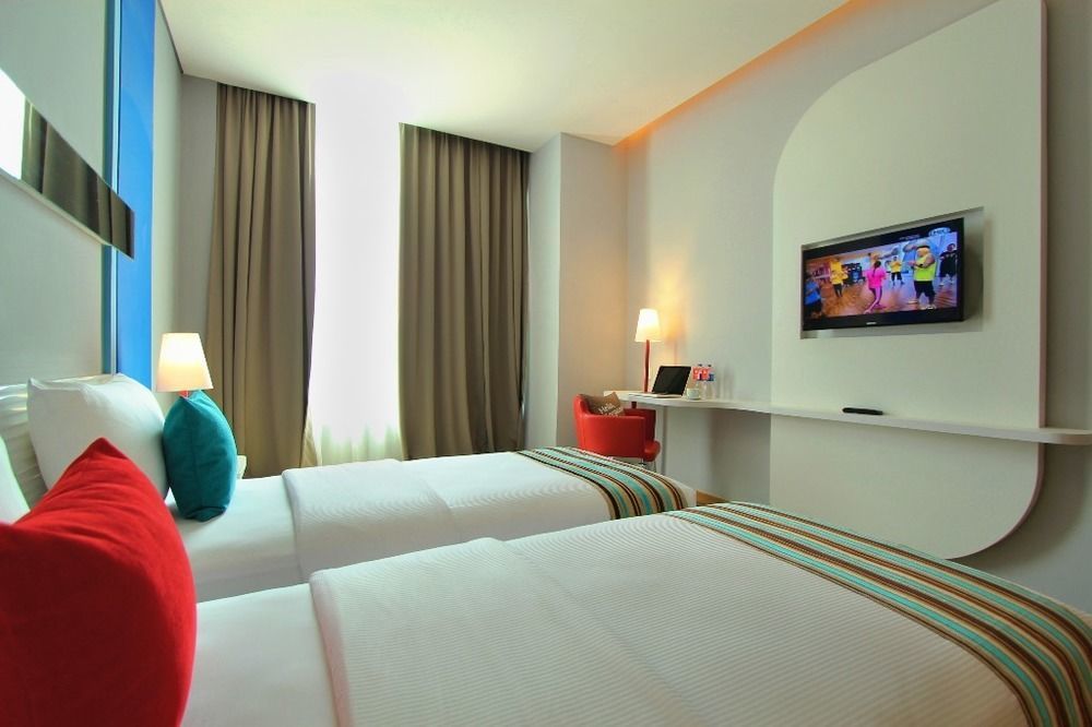 Fox Lite Hotel Metro Indah - Μπαντούνγκ Εξωτερικό φωτογραφία