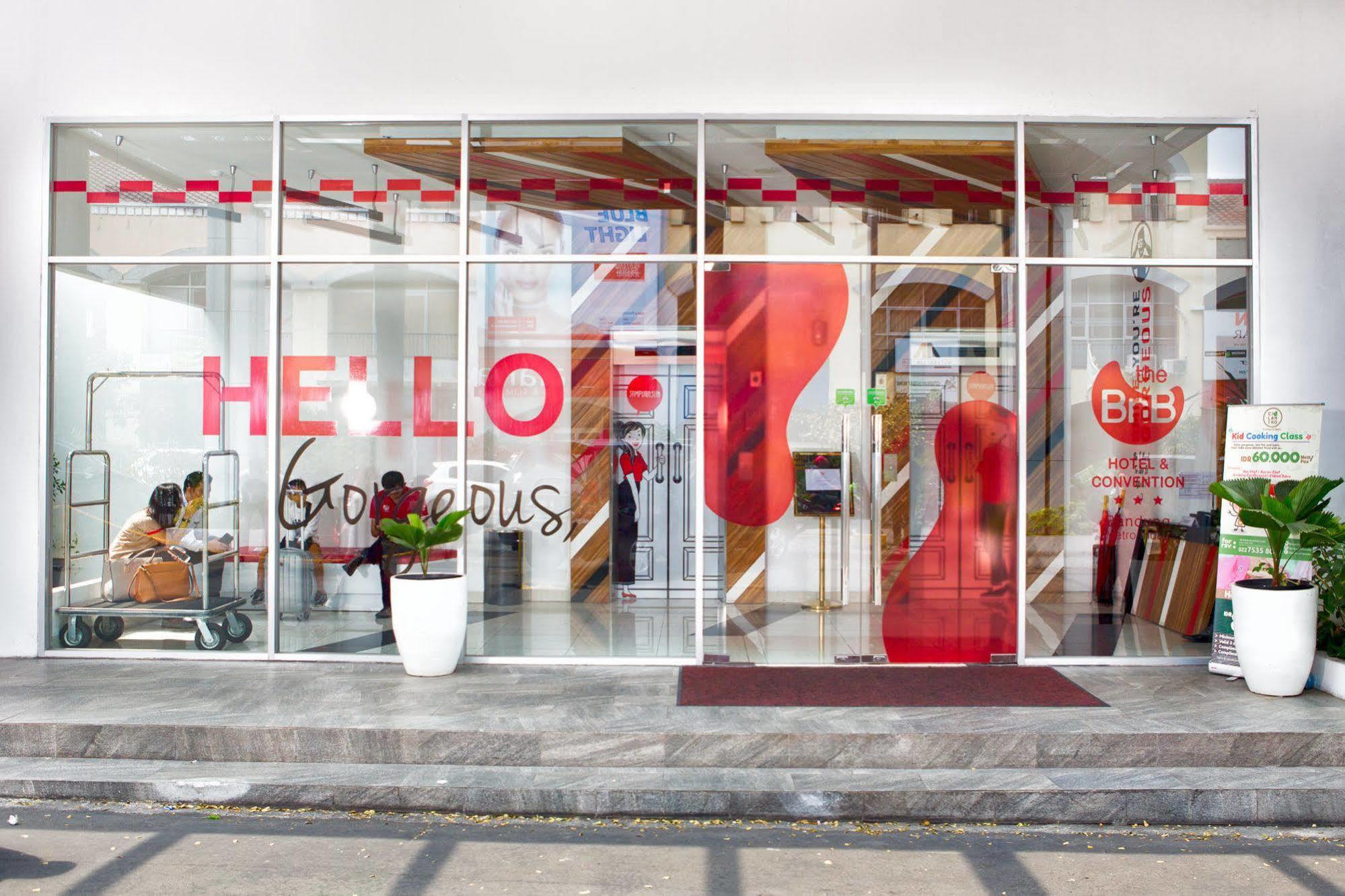 Fox Lite Hotel Metro Indah - Μπαντούνγκ Εξωτερικό φωτογραφία