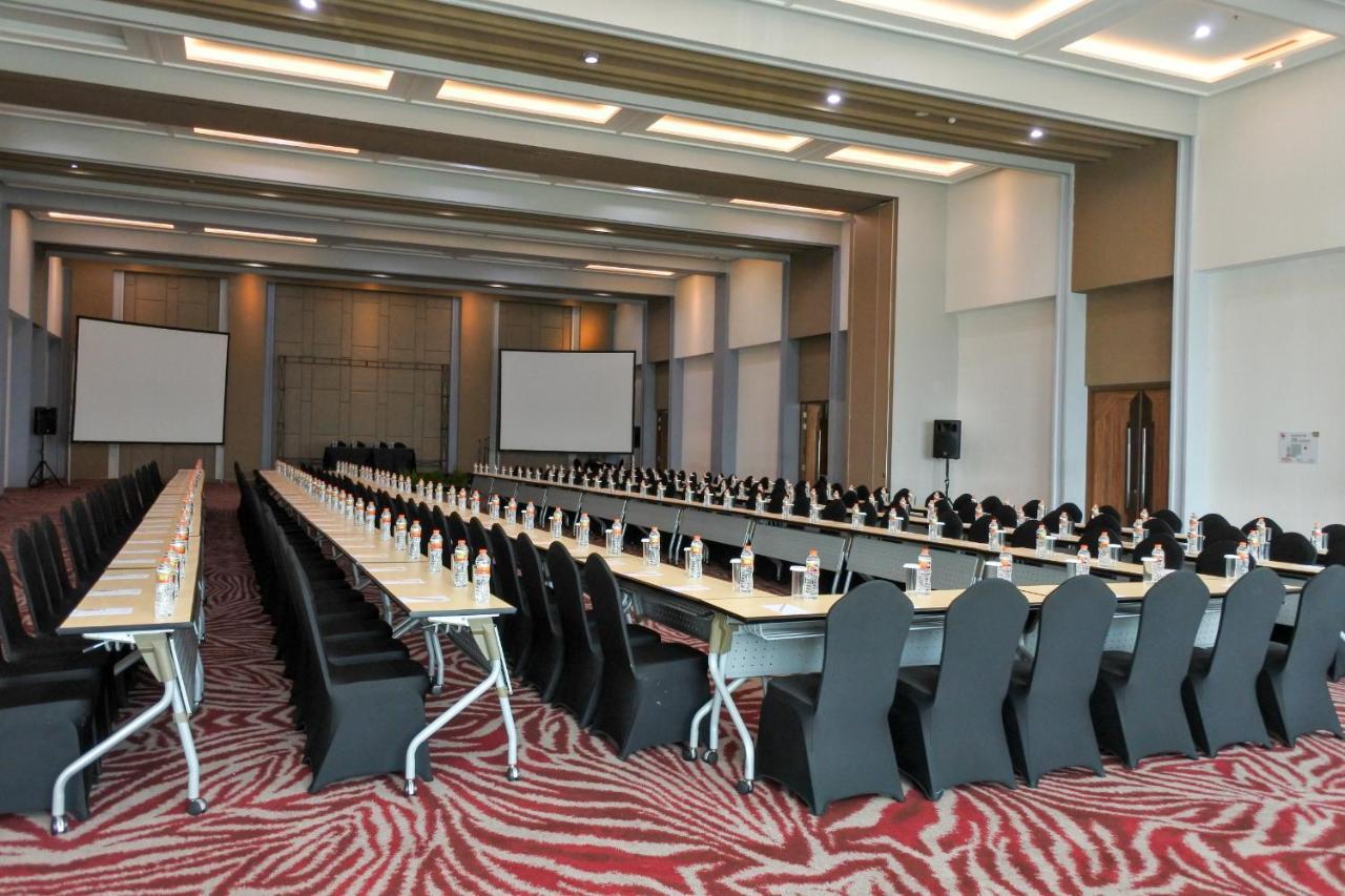 Fox Lite Hotel Metro Indah - Μπαντούνγκ Εξωτερικό φωτογραφία