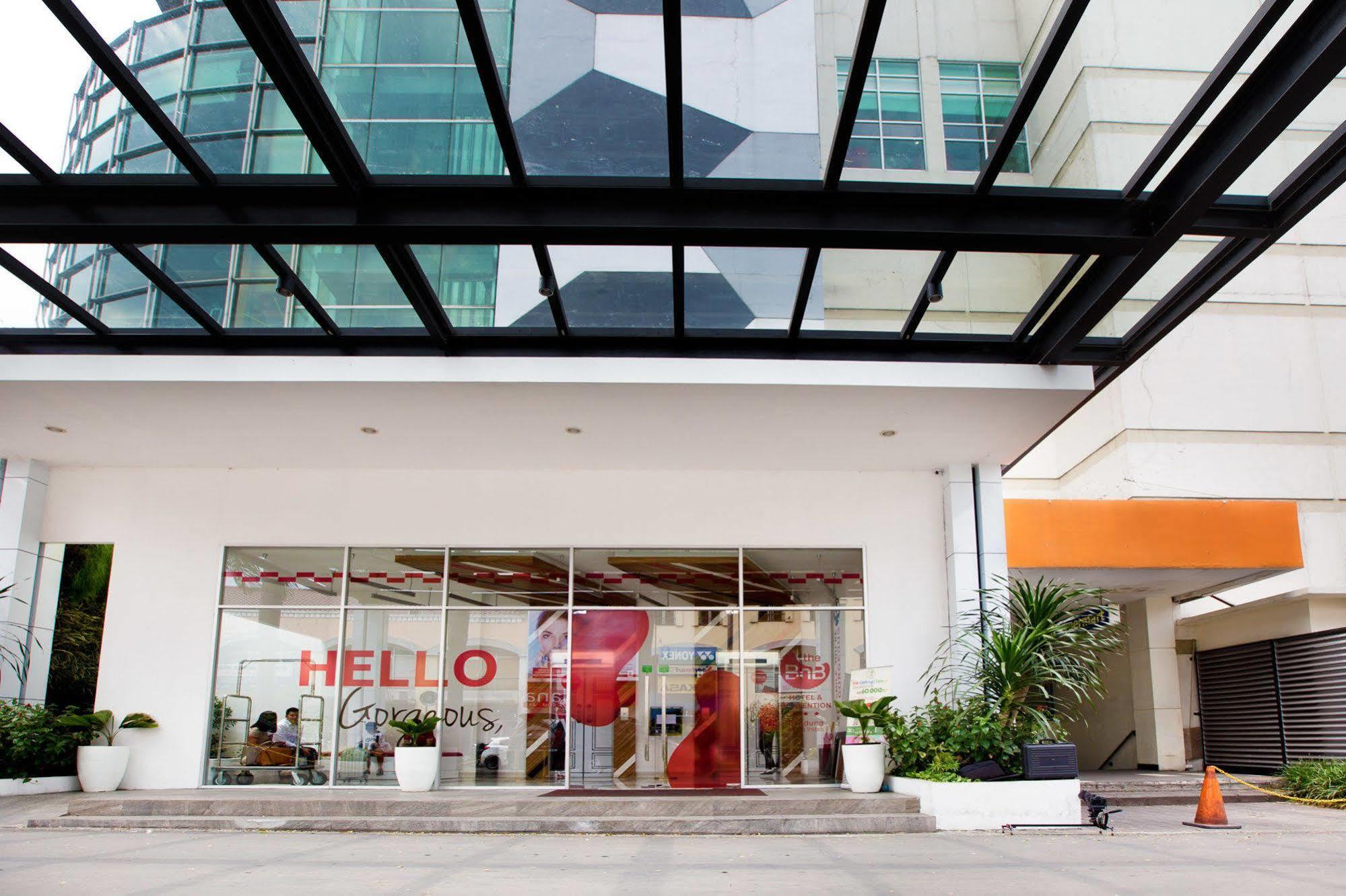 Fox Lite Hotel Metro Indah - Μπαντούνγκ Εξωτερικό φωτογραφία